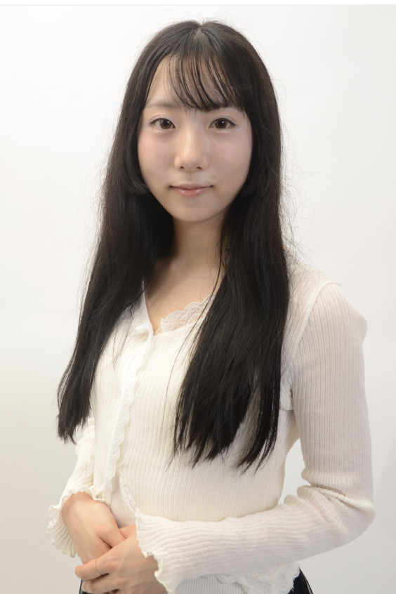 荻野妃奈子